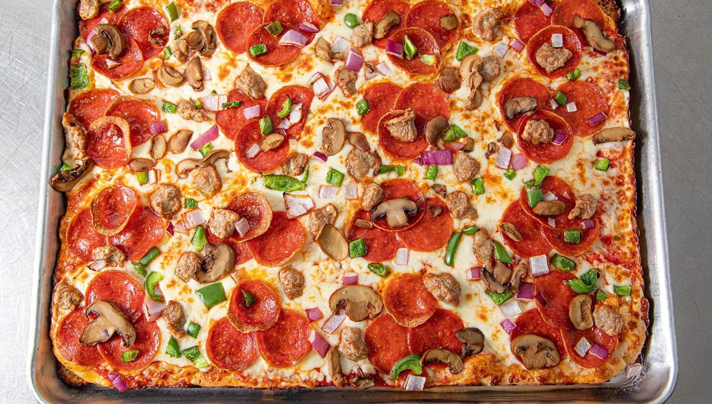 Pizza pictured on JP’s Pizzeria & Grill’s official website; capture date unknown.